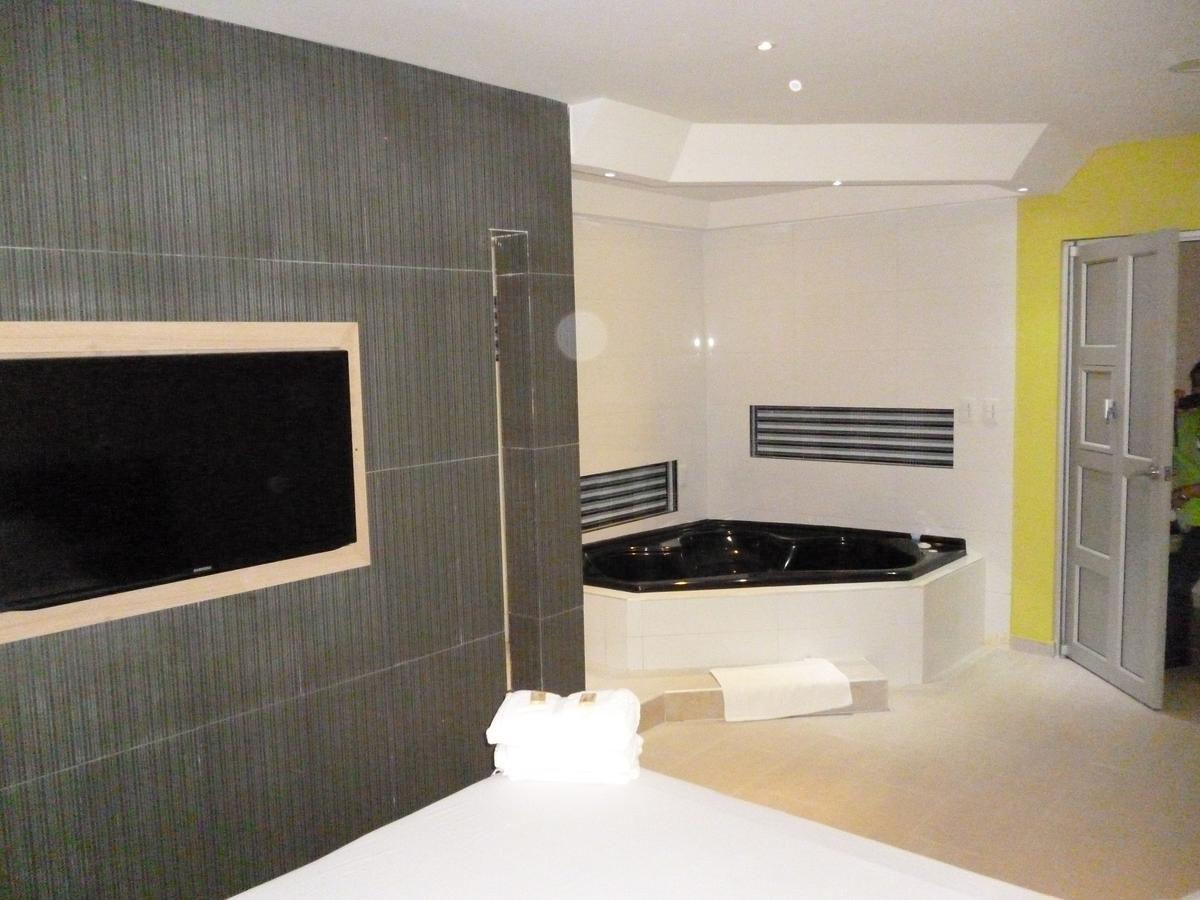 Hotel 56 Avenue Plaza بارانكويلا المظهر الخارجي الصورة