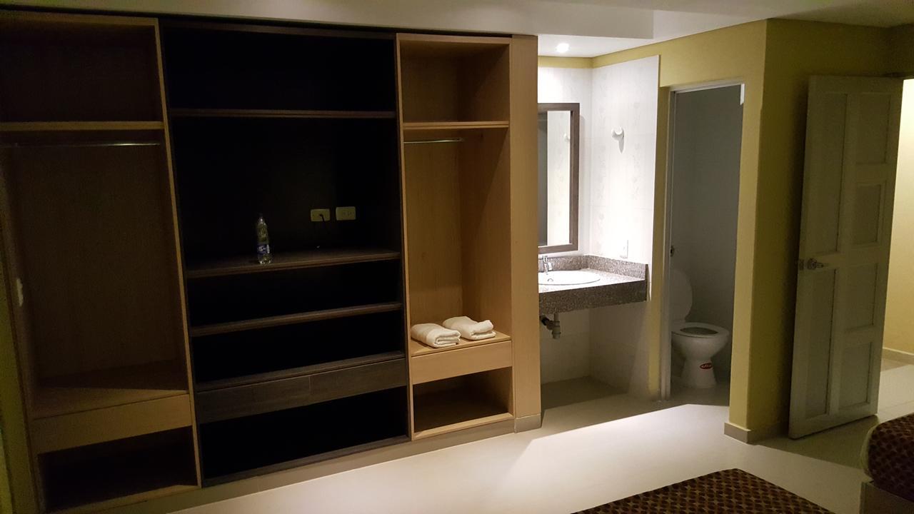 Hotel 56 Avenue Plaza بارانكويلا المظهر الخارجي الصورة